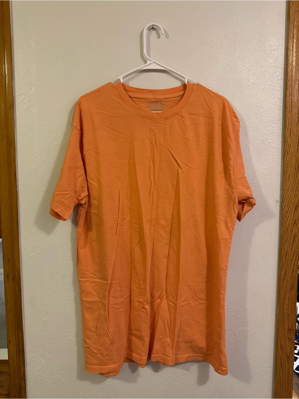 Carbon Men's Orange Short Sleeve Crewneck Tee